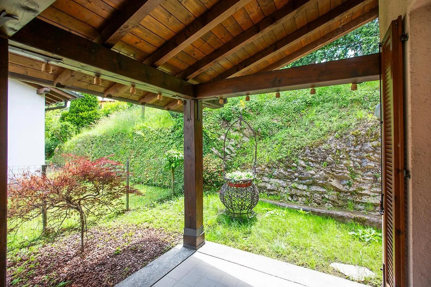L'Acero Rosso - Giardino Privato E Box Auto Villa Menaggio Holiday home